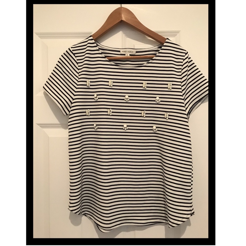 Honey Punch knit short sleeved top